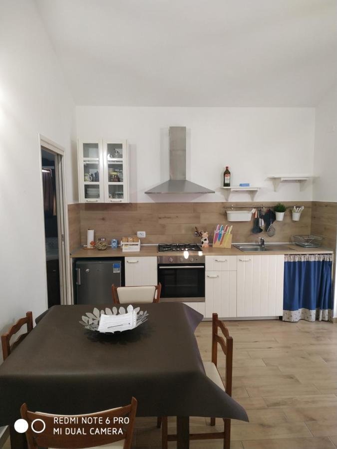 Agriturismo " Le Serre" Спело Екстериор снимка